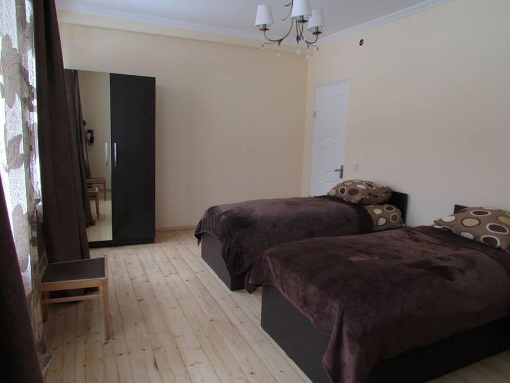 Red Stone Guest House Kazbegi Cameră foto