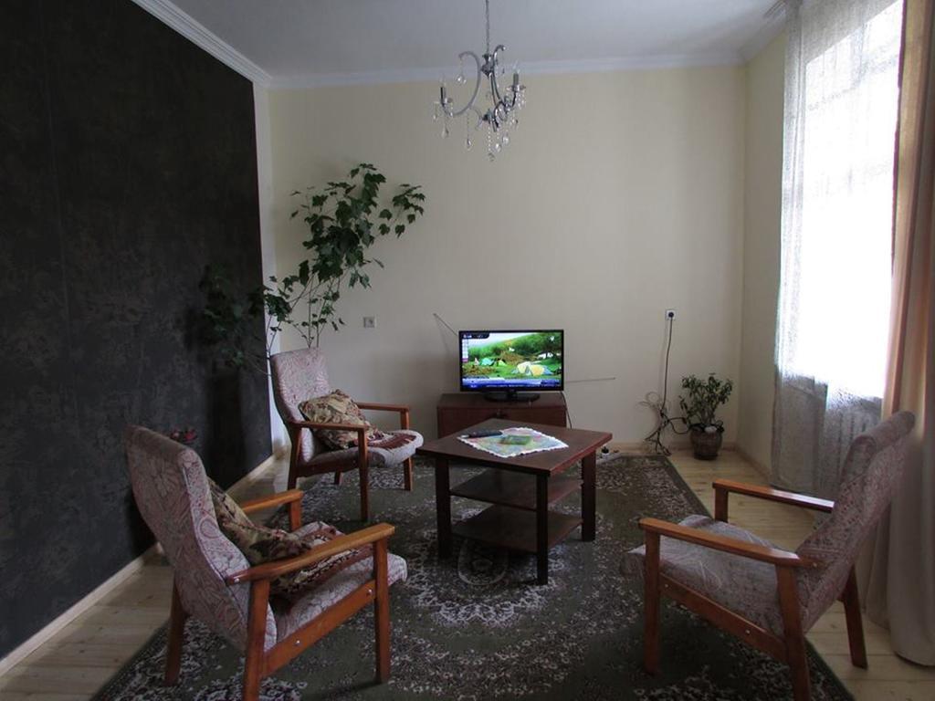 Red Stone Guest House Kazbegi Cameră foto